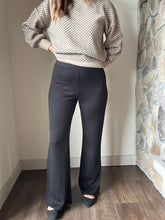 Load image into Gallery viewer, hustle knit black wide leg pants