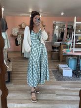 Load image into Gallery viewer, basil gingham midi dress
