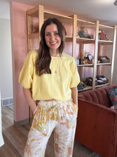Load image into Gallery viewer, lemon bubble hem cotton blouse