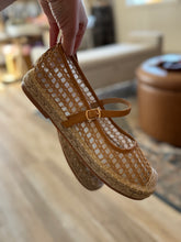 Load image into Gallery viewer, tan mesh espadrille flats
