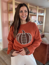 Load image into Gallery viewer, plaid pumpkin sweatshirt