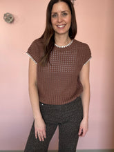Load image into Gallery viewer, brown crochet contrast top