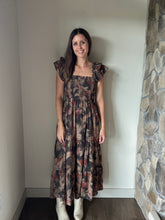 Load image into Gallery viewer, olive daydreamer smocked dress