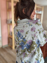 Load image into Gallery viewer, louise floral sweatshirt