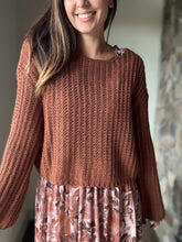 Load image into Gallery viewer, rust capsule sweater