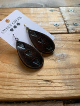 Load image into Gallery viewer, sweet creek summit mini leather teardrop earrings