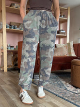 Load image into Gallery viewer, soft comfy camo tie pants