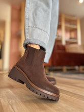 Load image into Gallery viewer, chocolate chelsea boot