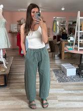 Load image into Gallery viewer, hunter barrel denim pants
