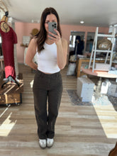 Load image into Gallery viewer, hidden brown cheetah straight leg denim