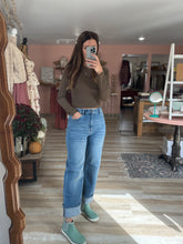 Load image into Gallery viewer, hidden medium dark straight jeans