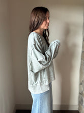 Load image into Gallery viewer, moss mineral washed oversized pullover