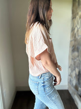 Load image into Gallery viewer, blush short sleeve button down top