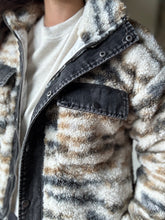 Load image into Gallery viewer, cream+brown sherpa jacket with black denim detailing
