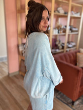 Load image into Gallery viewer, aqua soft vintage oversized pullover