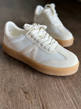 Load image into Gallery viewer, solas two-tone cream + white sneakers