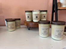 Load image into Gallery viewer, in season candle co.