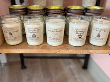 Load image into Gallery viewer, in season candle co. small candles