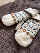 Load image into Gallery viewer, cream, black + camel nordic mittens