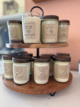 Load image into Gallery viewer, in season candle co.