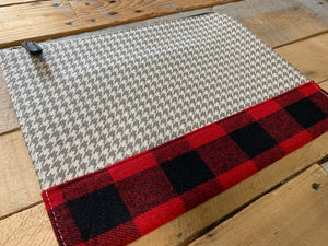 13" plaid mix tablet sleeve