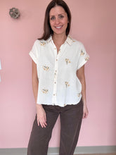 Load image into Gallery viewer, floral embroidered cotton button down