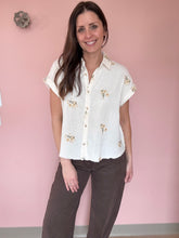 Load image into Gallery viewer, floral embroidered cotton button down