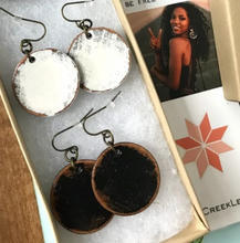 Load image into Gallery viewer, sweet creek classic mini round leather earrings