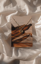 Load image into Gallery viewer, a worshipping people necklace