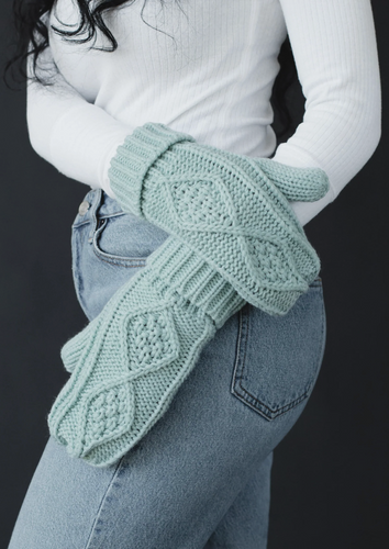 sea glass cable mittens