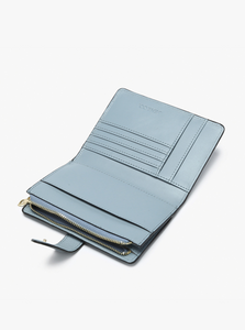 snap cover bi-fold wallet