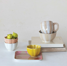 Load image into Gallery viewer, flower shaped stoneware bowl | 3 colors