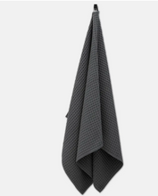 Load image into Gallery viewer, geometry waffle bath towel | 3 colors