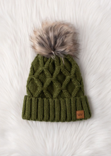 Load image into Gallery viewer, green chunky cable pom beanie