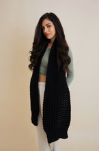 Load image into Gallery viewer, cozy black waffle scarf