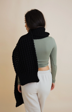 Load image into Gallery viewer, cozy black waffle scarf