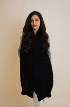 Load image into Gallery viewer, cozy black waffle scarf