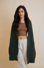 Load image into Gallery viewer, cozy hunter green waffle scarf