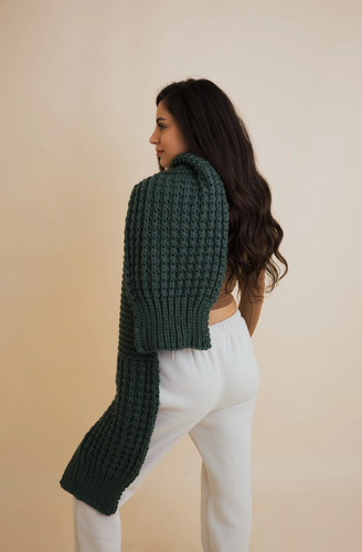 cozy hunter green waffle scarf