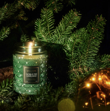 Load image into Gallery viewer, voluspa noble fir garland large jar candle