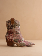 Load image into Gallery viewer, wildflower tapestry western boot