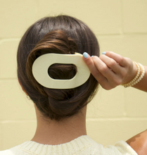 Load image into Gallery viewer, teleties flat round claw clip