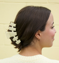 Load image into Gallery viewer, teleties claw clips | 3 sizes | 3 colors
