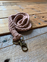 Load image into Gallery viewer, macrame lanyard | 7 colors