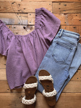 Load image into Gallery viewer, summer gauze lilac top