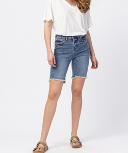 JUDY BLUE HIGH RISE CUT-OFF BERMUDA SHORTS | S-3XL