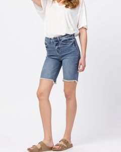 JUDY BLUE HIGH RISE CUT-OFF BERMUDA SHORTS | S-3XL