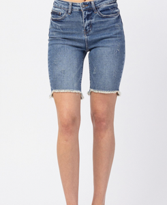 JUDY BLUE HIGH RISE CUT-OFF BERMUDA SHORTS | S-3XL