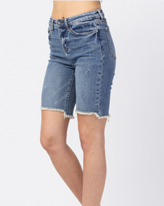 JUDY BLUE HIGH RISE CUT-OFF BERMUDA SHORTS | S-3XL