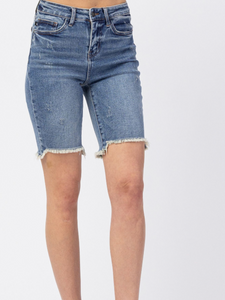 JUDY BLUE HIGH RISE CUT-OFF BERMUDA SHORTS | S-3XL